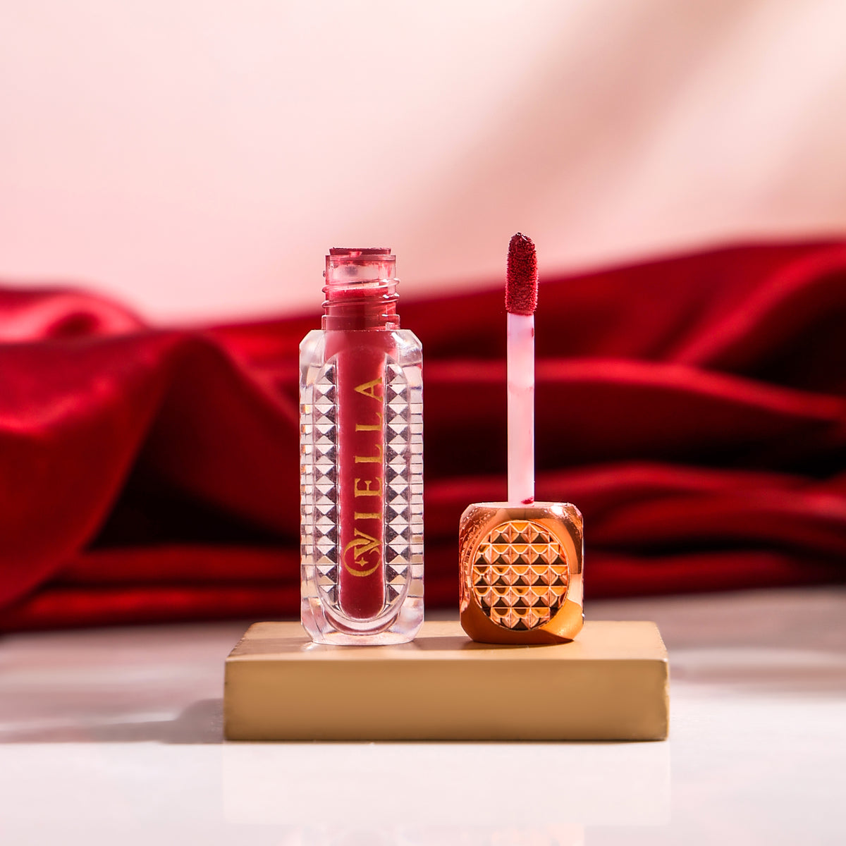 Oviella Crown Jewel Liquid Lipstick - Desert Rose