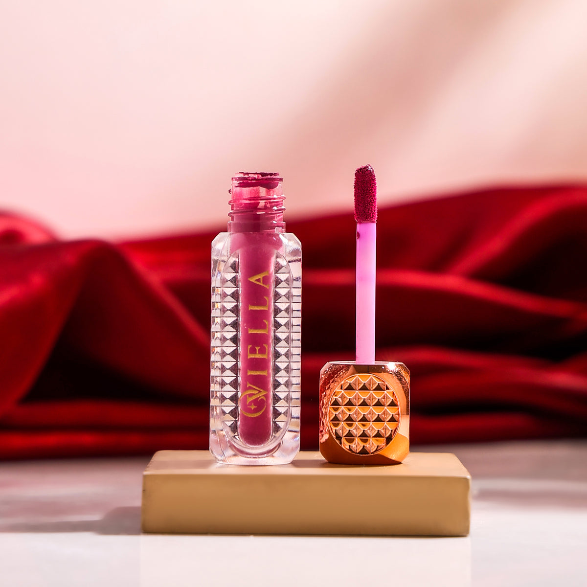 Oviella Crown Jewel Liquid Lipstick - Galaxy Glaze