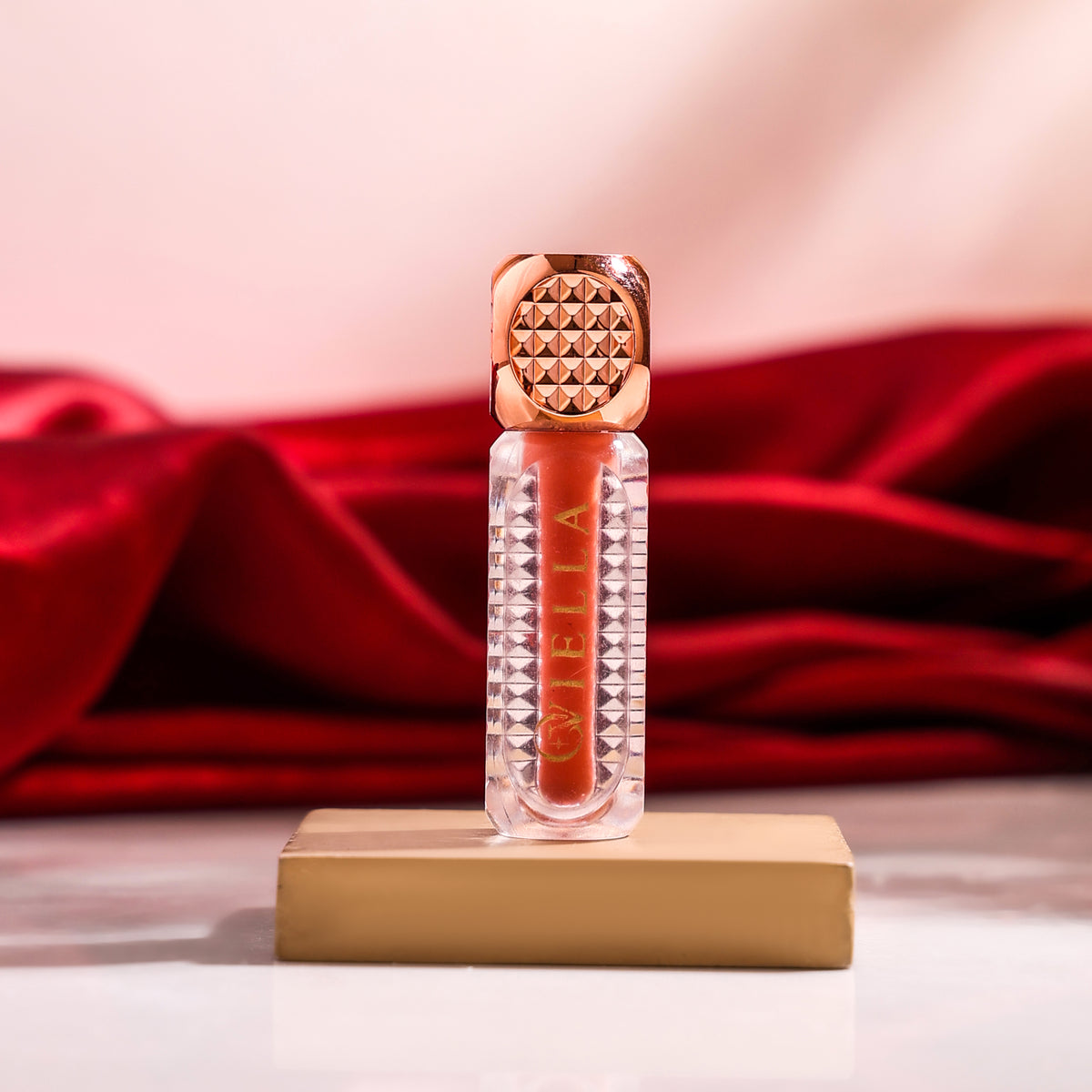 Oviella Crown Jewel Liquid Lipstick - Nebula