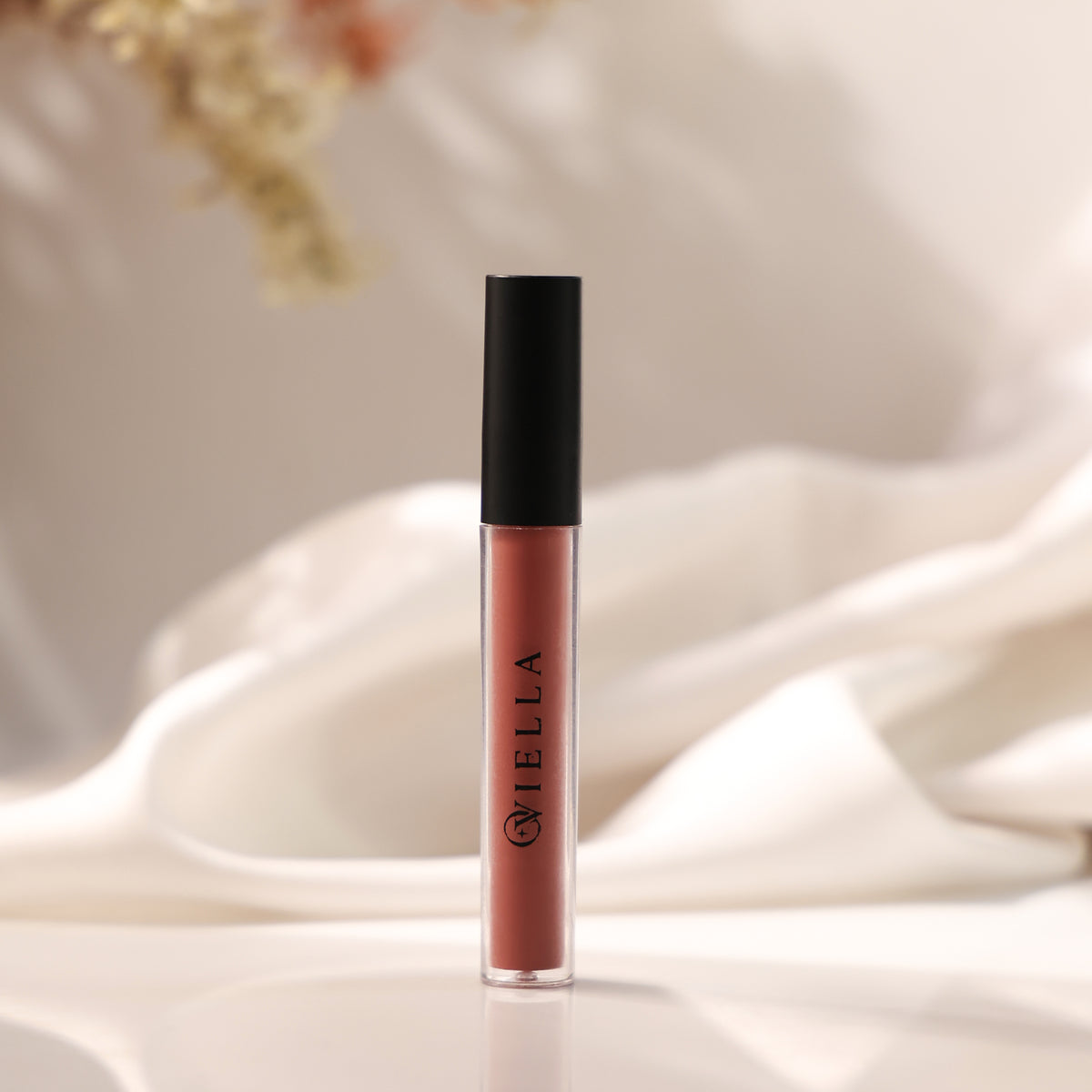 Oviella Glam Tube Liquid Lipstick  - Latte