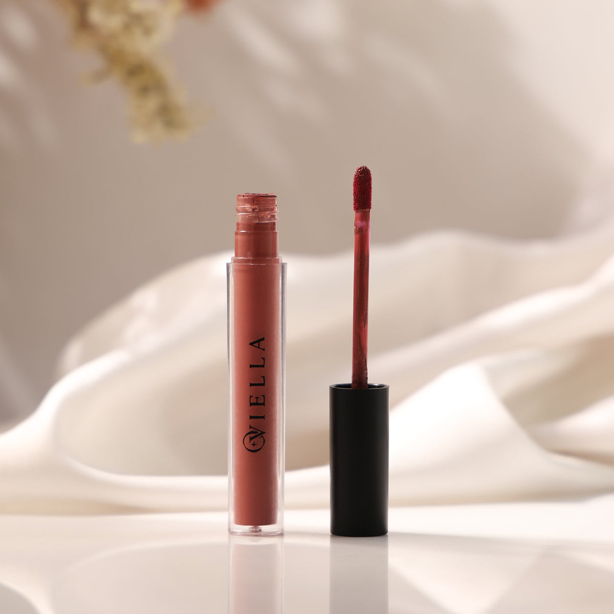 Oviella Glam Tube Liquid Lipstick  - Latte