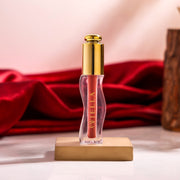 Oviella Luxe Curve Liquid Lipstick - Latte
