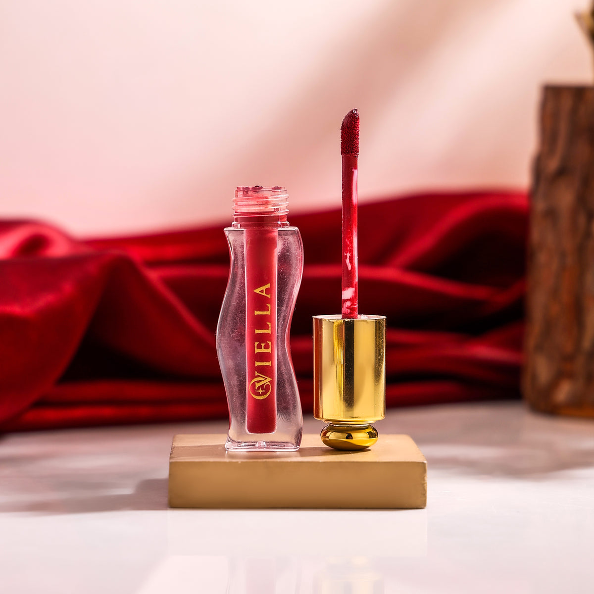 Oviella Luxe Curve Liquid Lipstick - Desert Rose