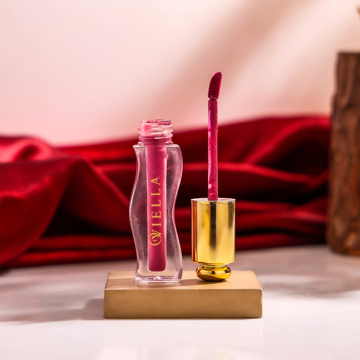 Oviella Luxe Curve Liquid Lipstick - Galaxy Glaze